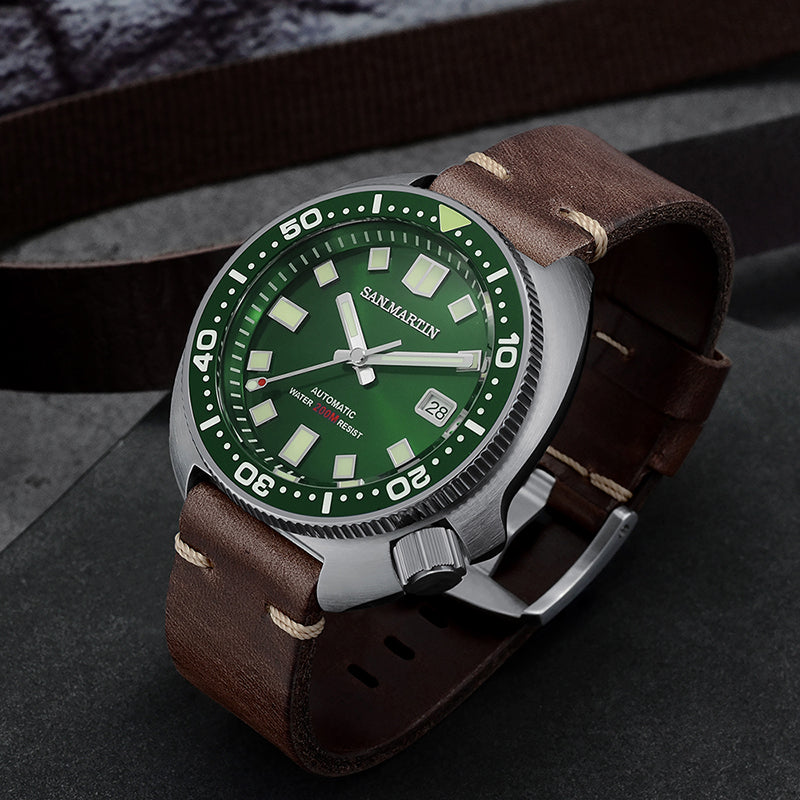 Male Retro Mechanical Watch